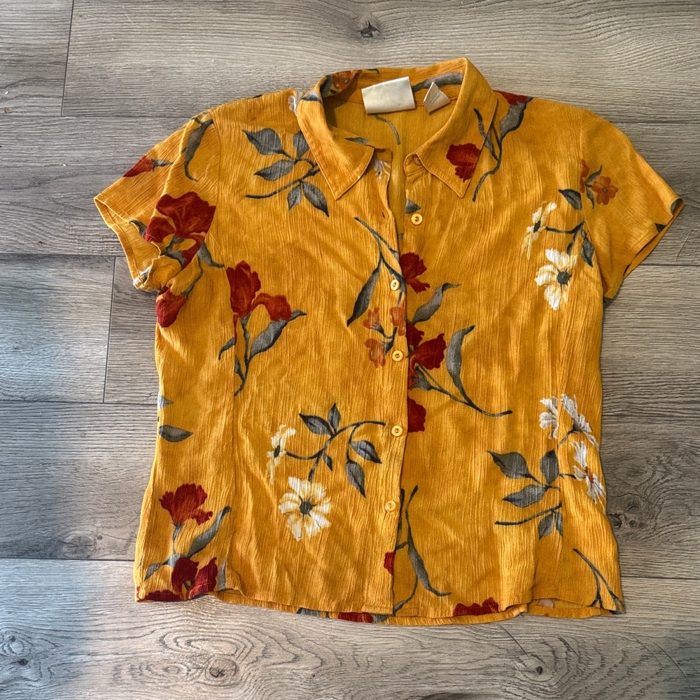 Liz Claiborne Women's Button Down Shirt - Orange